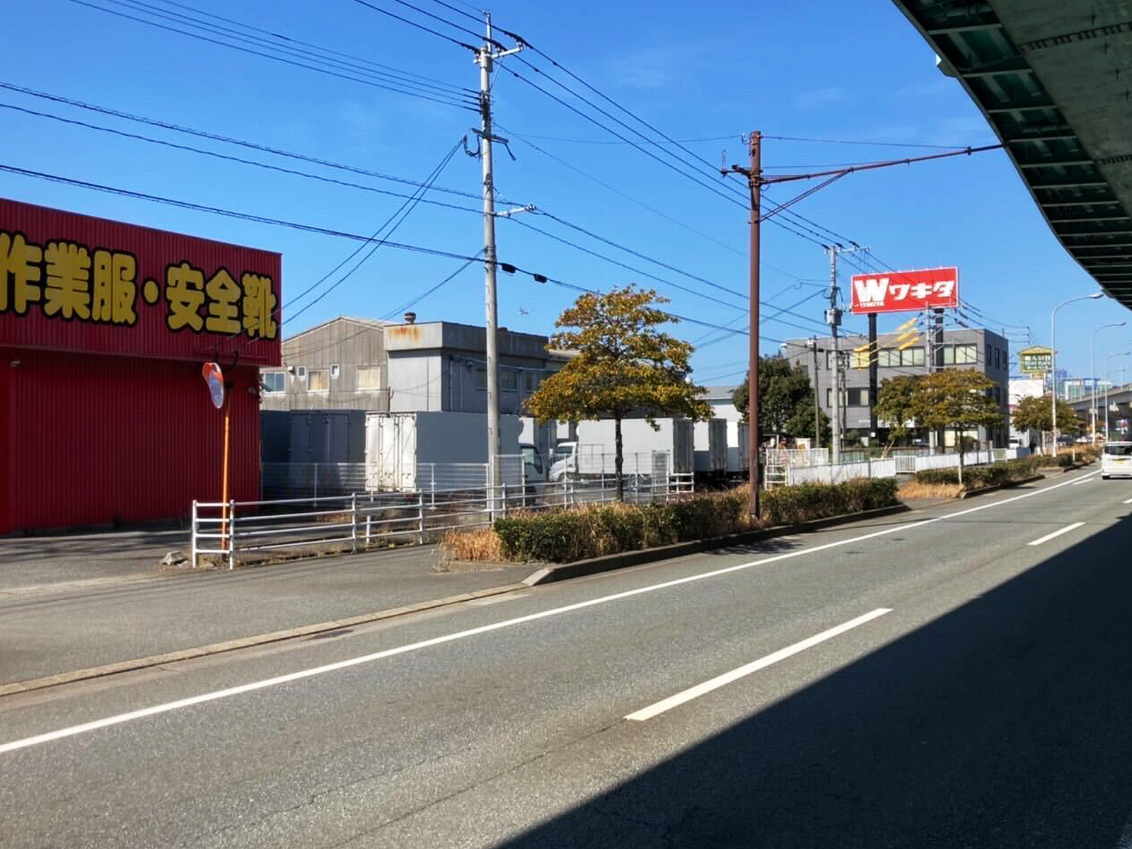 福岡南バイパス沿いでアクセスが簡単です。